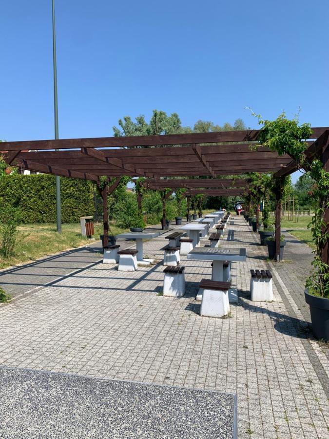 WładysławowoZloty Piach公寓式酒店 外观 照片